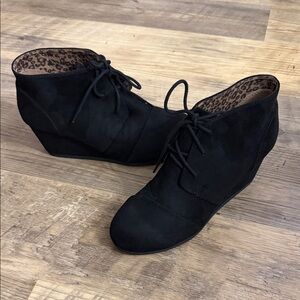 Soda Black Women's Wedge Ankle Boots